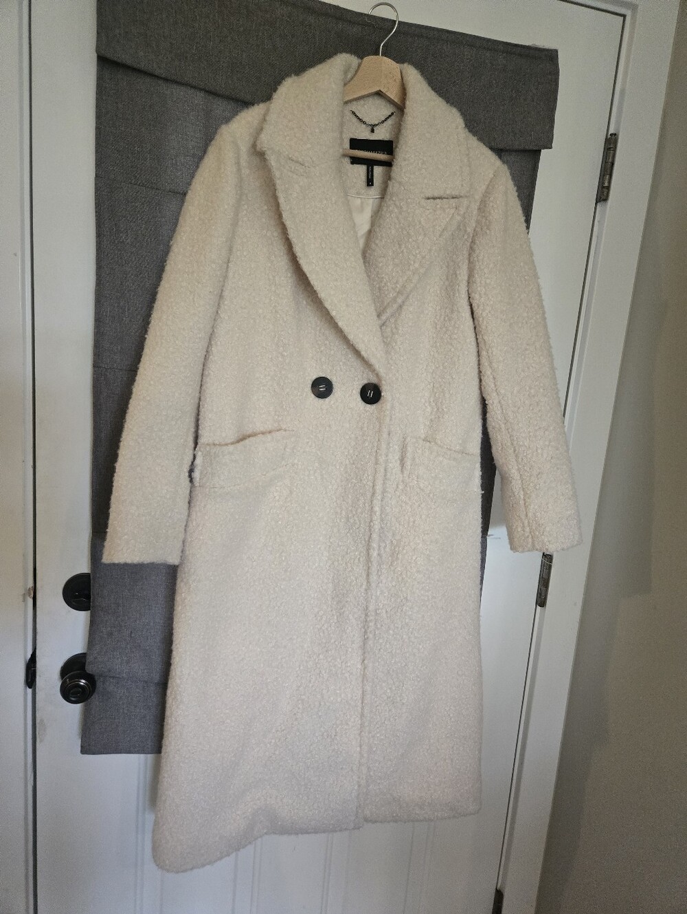 BCBGMaxAzria Cream Faux-Fur shearling style teddy long line Coat Size Medium